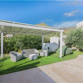 4 bedroom villa with infinity pool, Alcamo, sleeps 6-8